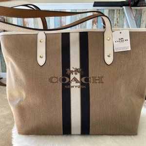 NWT Coach Jacquard City Tote Bag Horse & Carriage NEW
